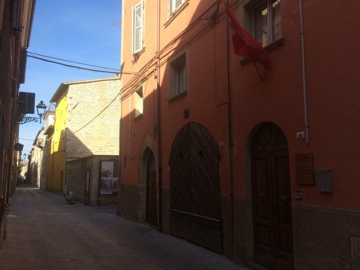 Bed & Breakfast Del Teatro Cagli Exterior photo